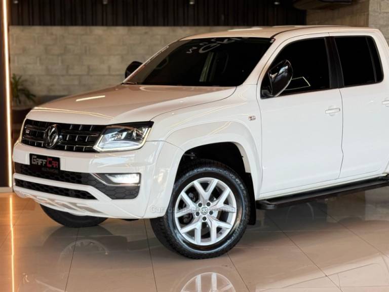 VOLKSWAGEN - AMAROK - 2018/2019 - Branca - R$ 149.900,00