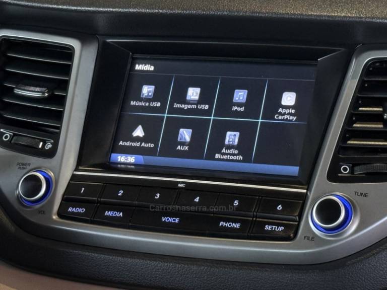 HYUNDAI - TUCSON - 2017/2018 - Branca - R$ 104.900,00