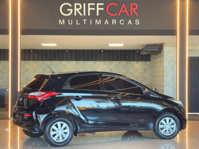 HYUNDAI - HB20 - 2017/2018 - Preta - R$ 53.900,00