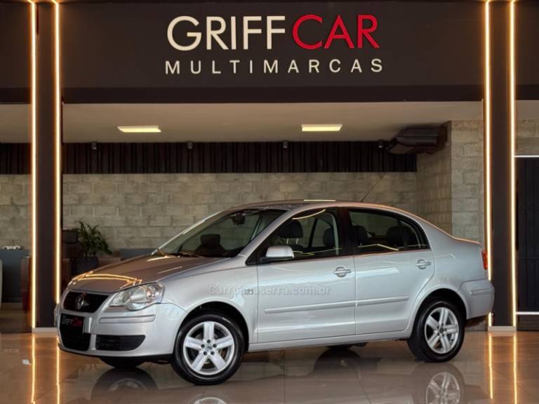 VOLKSWAGEN - POLO SEDAN - 2007/2007 - Prata - R$ 37.900,00