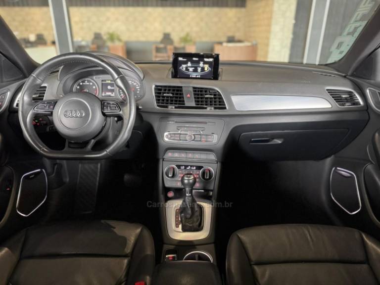 AUDI - Q3 - 2018/2019 - Branca - Sob Consulta