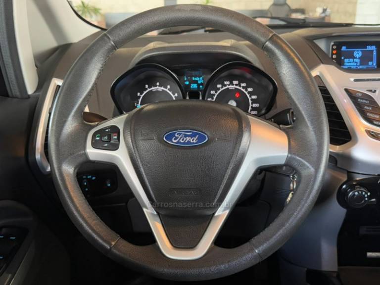 FORD - ECOSPORT - 2013/2014 - Preta - R$ 57.900,00