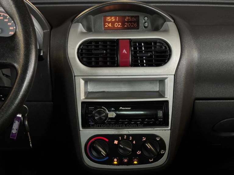 CHEVROLET - CORSA - 2008/2009 - Vermelha - R$ 35.900,00