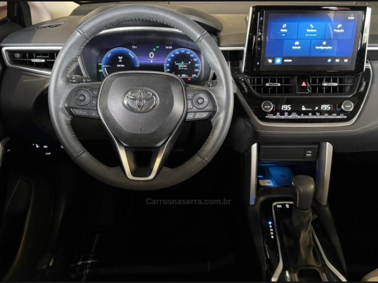TOYOTA - COROLLA - 2024/2025 - Preta - R$ 205.900,00