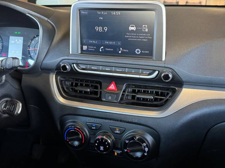 HYUNDAI - HB20 - 2023/2024 - Branca - R$ 72.900,00
