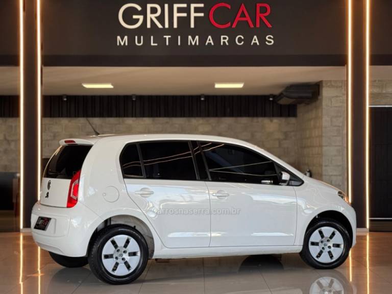 VOLKSWAGEN - UP - 2017/2017 - Branca - R$ 46.900,00