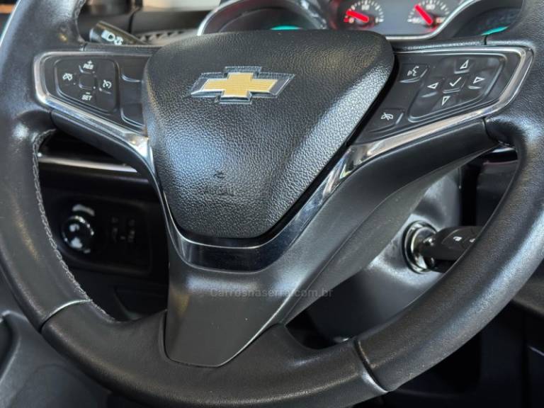 CHEVROLET - CRUZE - 2018/2019 - Prata - R$ 89.900,00