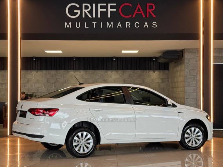 VOLKSWAGEN - VIRTUS - 2021/2022 - Branca - R$ 91.900,00