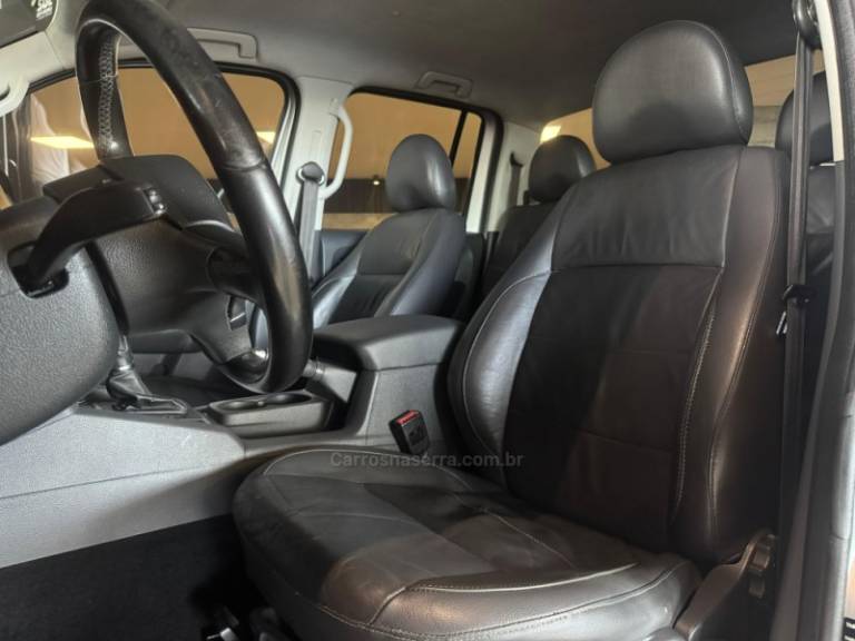 VOLKSWAGEN - AMAROK - 2013/2013 - Prata - R$ 89.900,00