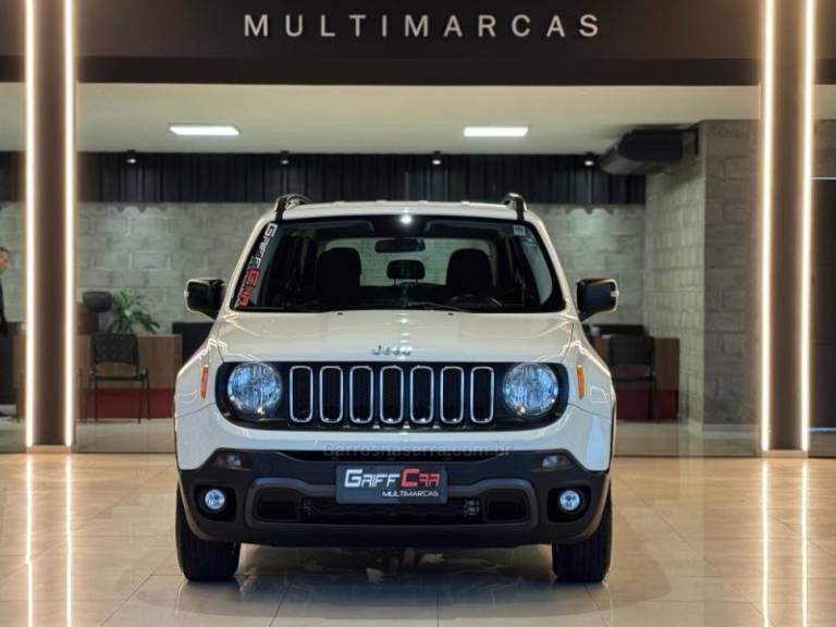 JEEP - RENEGADE - 2016/2017 - Branca - R$ 84.900,00