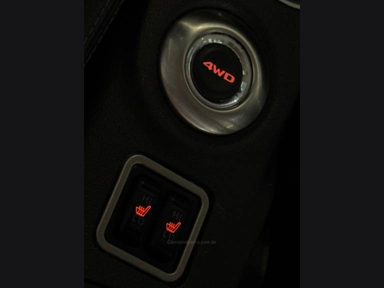 MITSUBISHI - OUTLANDER - 2013/2014 - Branca - R$ 81.900,00