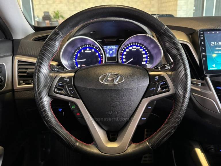 HYUNDAI - VELOSTER - 2012/2013 - Vermelha - R$ 69.900,00