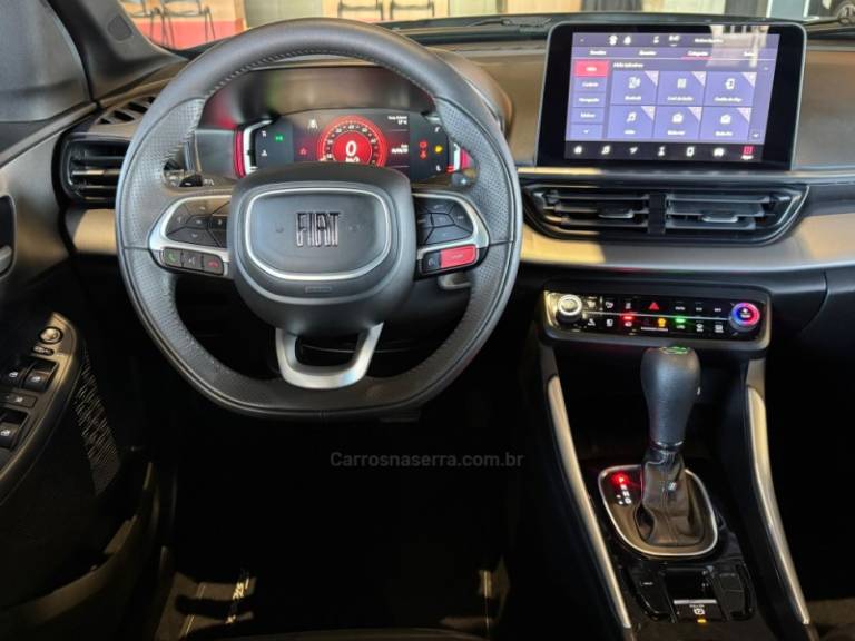 FIAT - FASTBACK - 2022/2023 - Cinza - R$ 118.900,00