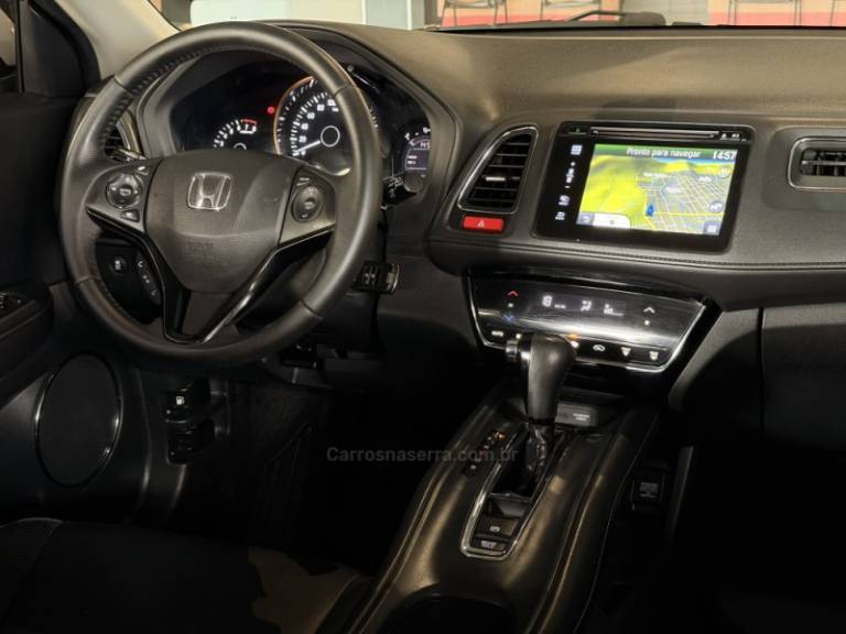 HONDA - HR-V - 2018/2018 - Branca - R$ 99.900,00