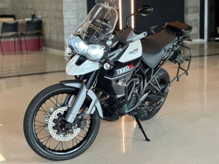 TRIUMPH - TIGER 800XC - 2015/2016 - Branca - R$ 49.900,00