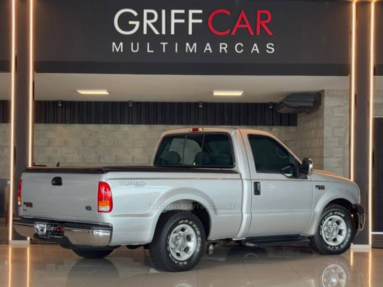 FORD - F-250 - 2000/2000 - Prata - R$ 169.900,00