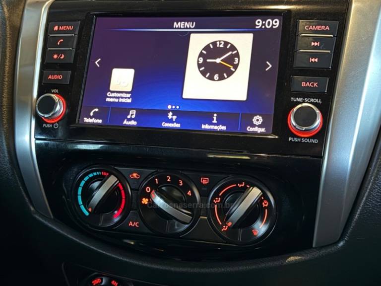 NISSAN - FRONTIER - 2022/2023 - Preta - R$ 183.900,00