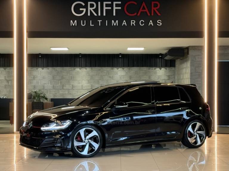 VOLKSWAGEN - GOLF - 2019/2019 - Preta - R$ 211.900,00