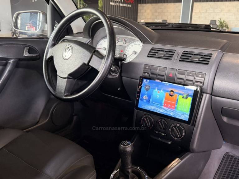 VOLKSWAGEN - SAVEIRO - 2005/2005 - Cinza - R$ 69.900,00