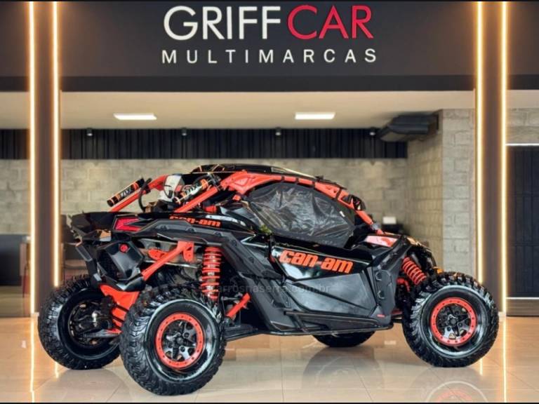 CAN-AM - MAVERICK XRS - 2018/2018 - Laranja - R$ 149.900,00