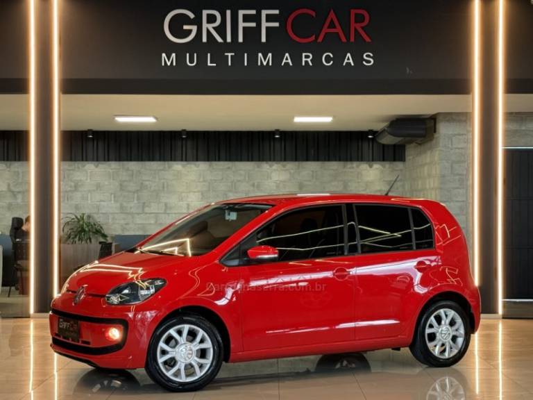 VOLKSWAGEN - UP - 2015/2016 - Vermelha - R$ 52.900,00