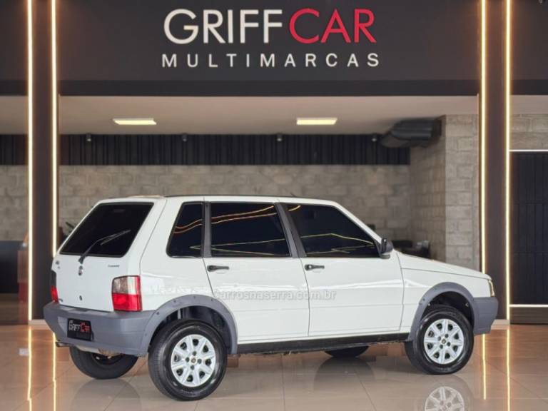 FIAT - UNO - 2012/2013 - Branca - R$ 35.900,00