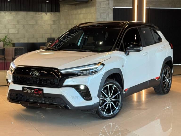 TOYOTA - COROLLA - 2024/2024 - Branca - R$ 169.900,00