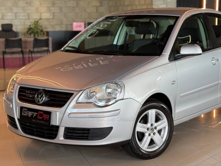 VOLKSWAGEN - POLO SEDAN - 2007/2007 - Prata - R$ 37.900,00