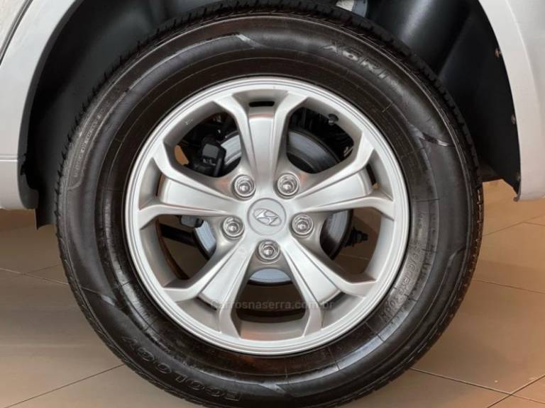 HYUNDAI - TUCSON - 2015/2016 - Prata - R$ 64.900,00