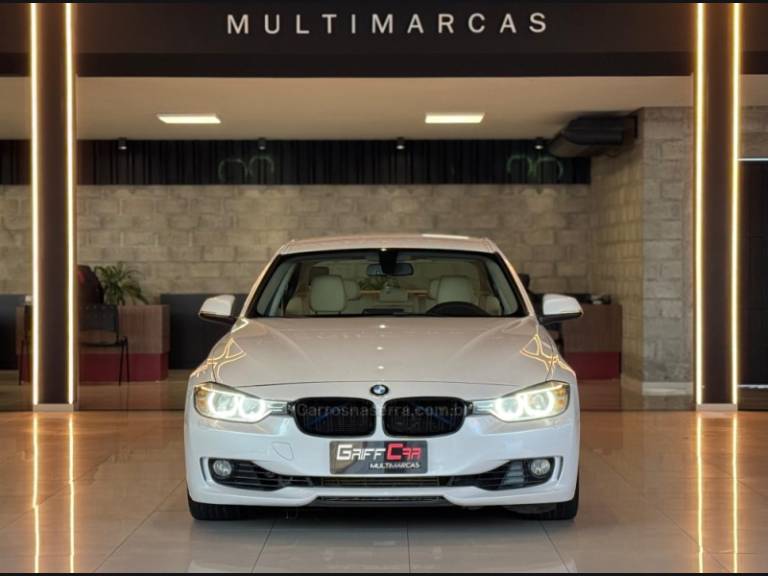 BMW - 320I - 2014/2015 - Branca - R$ 99.900,00
