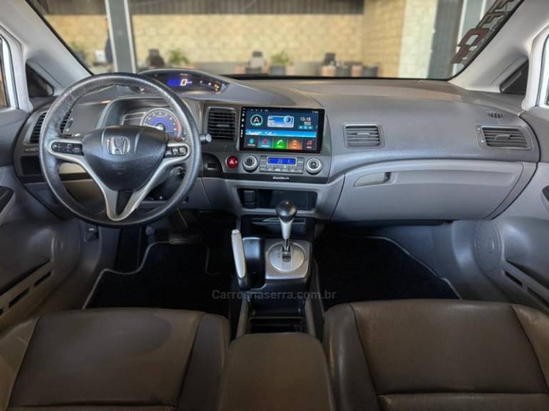 HONDA - CIVIC - 2011/2011 - Prata - R$ 63.900,00
