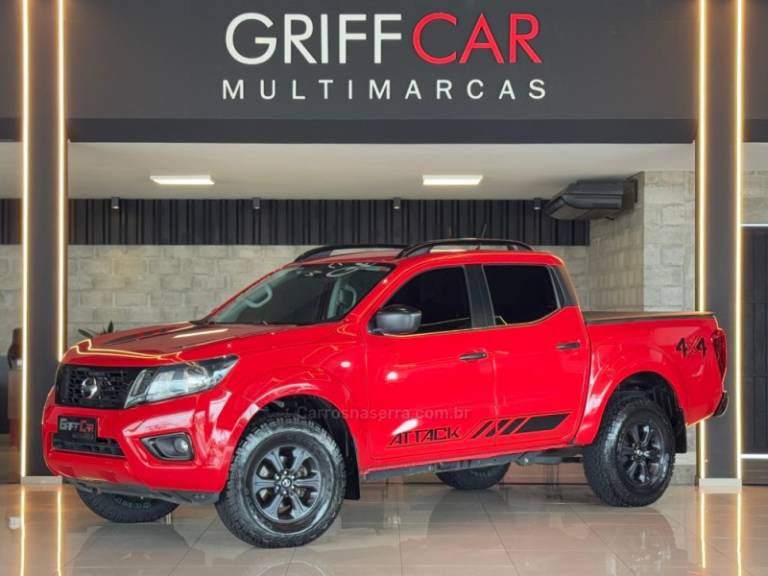 NISSAN - FRONTIER - 2021/2022 - Vermelha - R$ 174.900,00