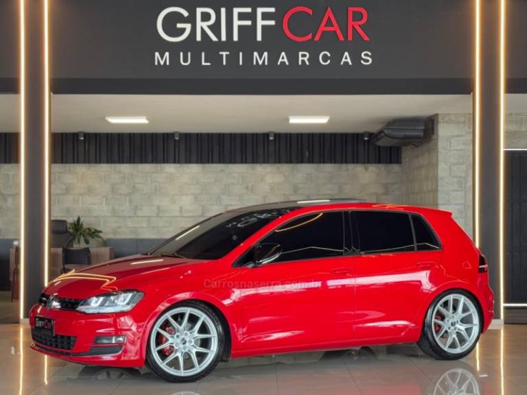 VOLKSWAGEN - GOLF - 2014/2014 - Vermelha - R$ 89.900,00