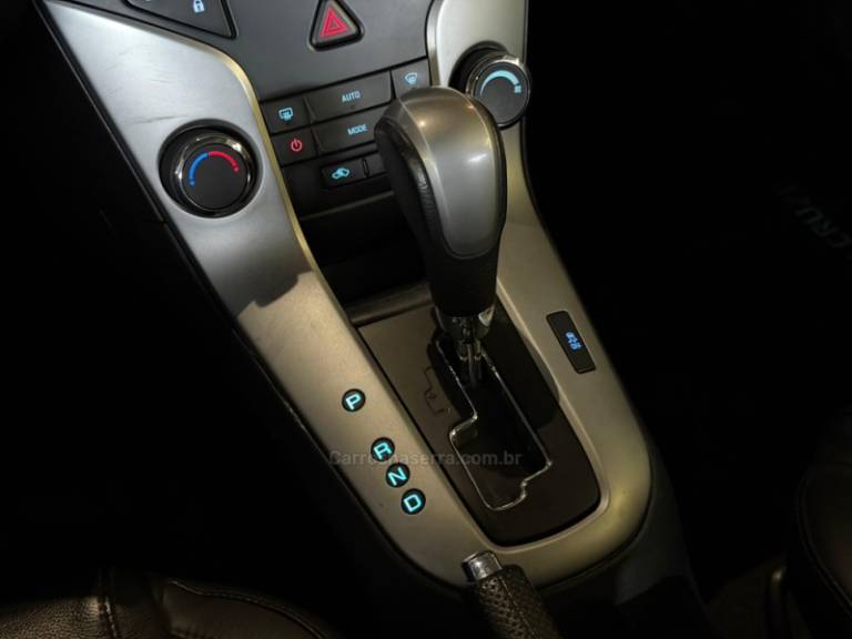 CHEVROLET - CRUZE - 2013/2014 - Prata - R$ 61.900,00