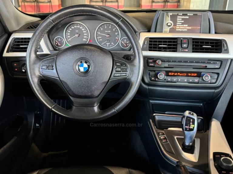 BMW - 316I - 2013/2014 - Preta - R$ 83.900,00