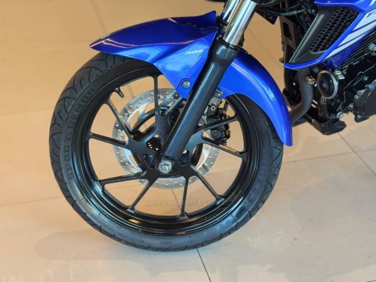 YAMAHA - FAZER - 2023/2023 - Azul - R$ 23.900,00