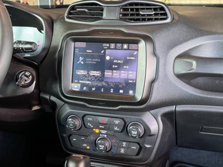JEEP - RENEGADE - 2023/2024 - Preta - R$ 121.900,00