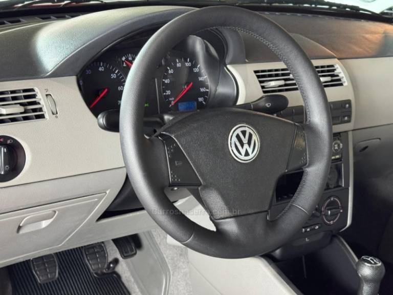 VOLKSWAGEN - SAVEIRO - 2000/2001 - Vermelha - R$ 69.900,00