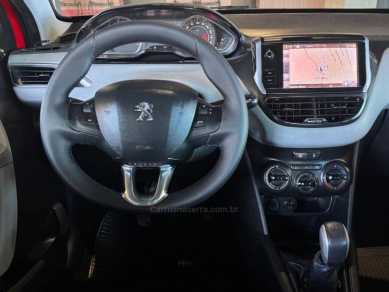 PEUGEOT - 208 - 2014/2015 - Vermelha - R$ 44.900,00