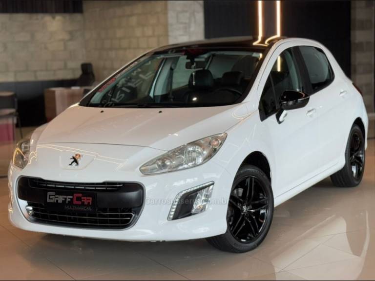 PEUGEOT - 308 - 2013/2014 - Branca - R$ 42.900,00