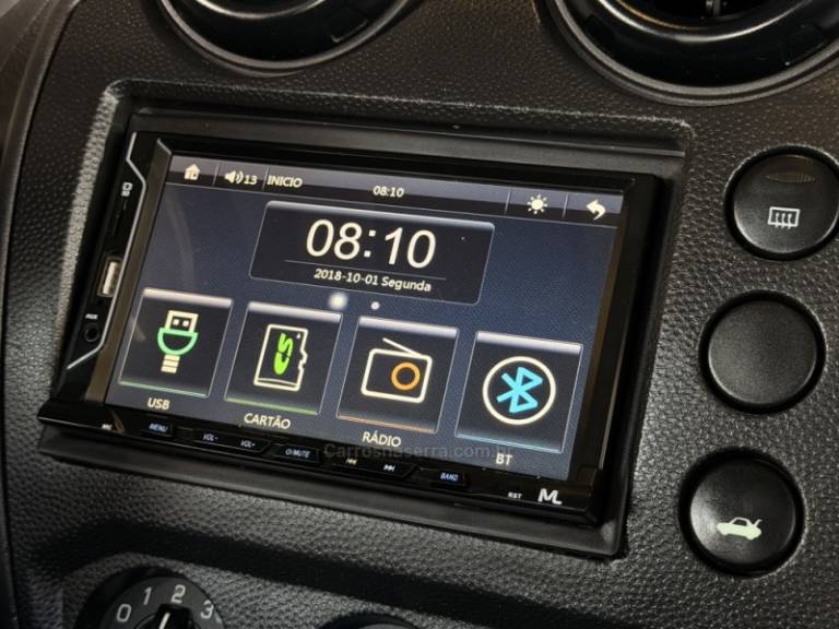 FORD - FIESTA - 2010/2011 - Preta - R$ 28.900,00