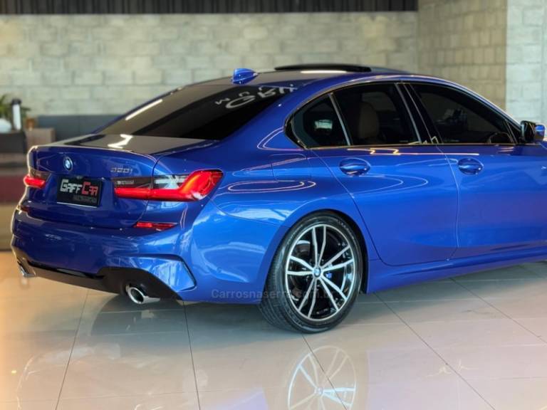 BMW - 320I - 2019/2020 - Azul - R$ 224.900,00