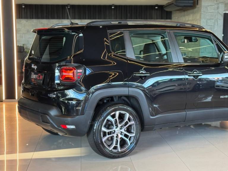 JEEP - RENEGADE - 2023/2024 - Preta - R$ 121.900,00