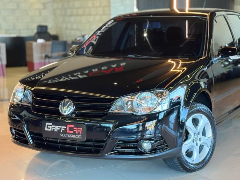 VOLKSWAGEN - GOLF - 2008/2008 - Preta - R$ 42.900,00