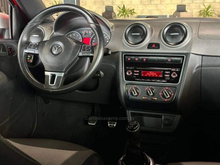 VOLKSWAGEN - GOL - 2014/2015 - Vermelha - R$ 54.900,00