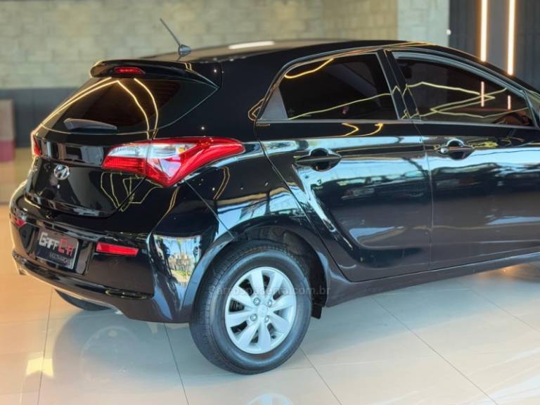 HYUNDAI - HB20 - 2017/2018 - Preta - R$ 53.900,00