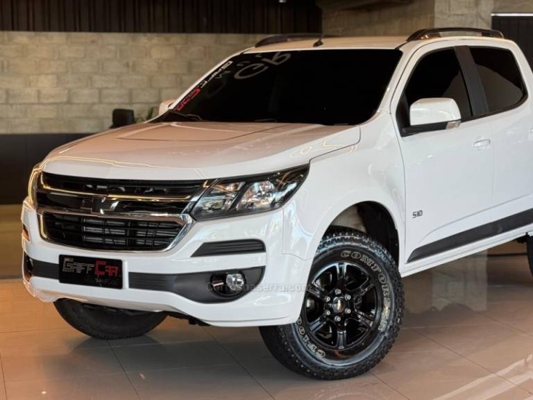 CHEVROLET - S10 - 2017/2018 - Branca - R$ 124.900,00