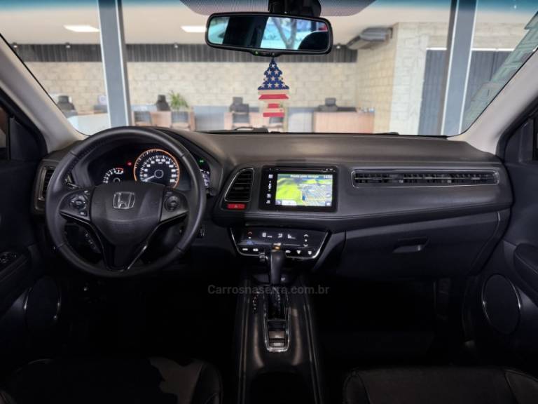 HONDA - HR-V - 2018/2018 - Branca - R$ 99.900,00