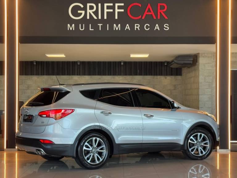 HYUNDAI - SANTA FÉ - 2013/2014 - Prata - R$ 97.900,00