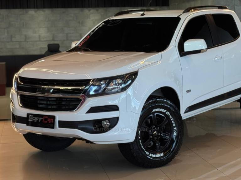 CHEVROLET - S10 - 2017/2018 - Branca - R$ 126.900,00